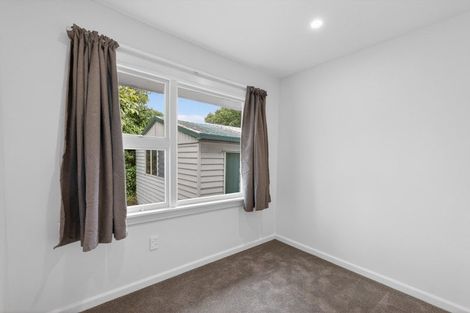 Photo of property in 70 Niven Street, Avondale, Christchurch, 8061