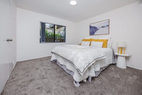 Photo of property in 99a Redoubt Road, Goodwood Heights, Auckland, 2105