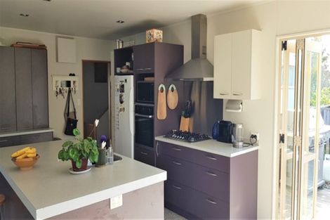 Photo of property in 2 Ross Street, Onerahi, Whangarei, 0110