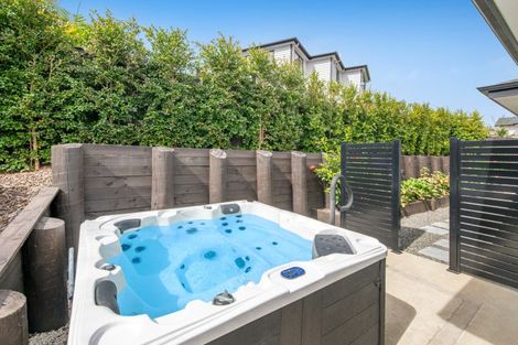 Photo of property in 22 Takurua Terrace, Orewa, 0931