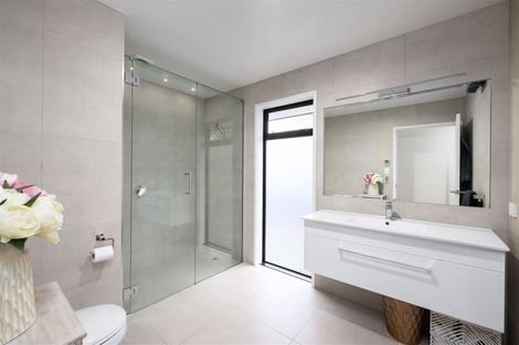 Photo of property in 67 Mays Road, St Albans, Christchurch, 8052