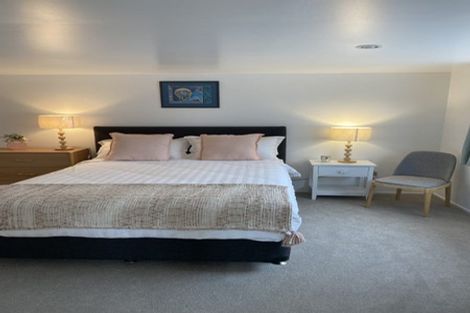 Photo of property in 244 Point View Drive, East Tamaki Heights, Auckland, 2016