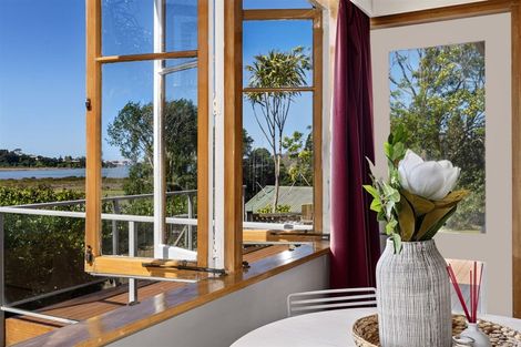 Photo of property in 6a Waikareao Way, Brookfield, Tauranga, 3110