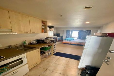 Photo of property in 4m/10 Crown Lynn Place, New Lynn, Auckland, 0600