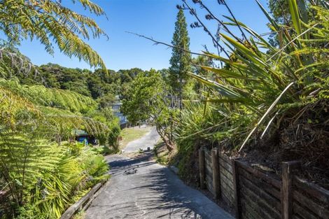 Photo of property in 23 Wilding Avenue, Northcote Point, Auckland, 0627