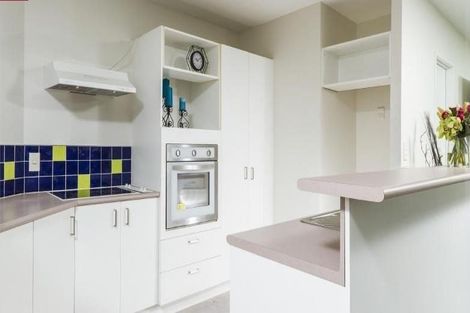 Photo of property in 2/3 Caribbean Drive, Unsworth Heights, Auckland, 0632