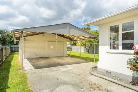 Photo of property in 27 Duff Crescent, Highbury, Palmerston North, 4412