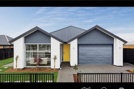 Photo of property in 14 Shillingford Boulevard, Rolleston, 7615