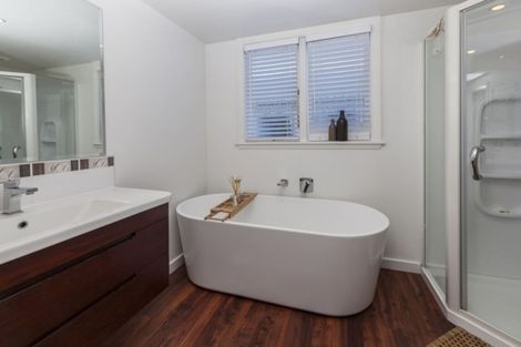 Photo of property in 51 Plynlimon Road, Strowan, Christchurch, 8052