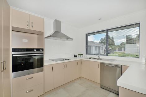 Photo of property in 10 Rolling Stone Rise, Tikipunga, Whangarei, 0112