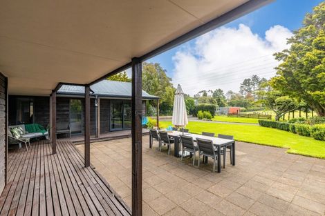 Photo of property in 42 Ridgewood Drive, Ridgewood, New Plymouth, 4371