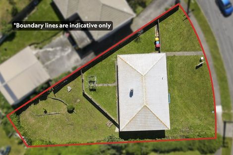 Photo of property in 35 Cornwall Crescent, Cannons Creek, Porirua, 5024