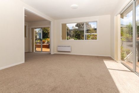 Photo of property in 1/18 Sealy Road, Torbay, Auckland, 0630