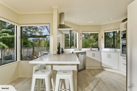 Photo of property in 1/40 Tui Glen Road, Birkenhead, Auckland, 0626