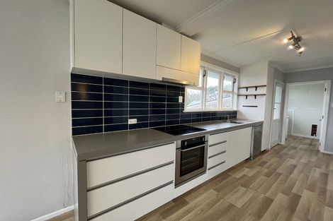 Photo of property in 13 Elm Grove, Westown, New Plymouth, 4310