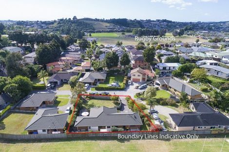 Photo of property in 13 Tom Keven Way, Pukekohe, 2120