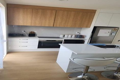 Photo of property in 117 Hutchinsons Road, Bucklands Beach, Auckland, 2014