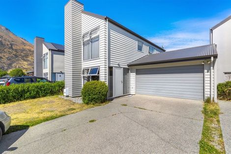 Photo of property in 4 Onslow Road, Lake Hayes, Queenstown, 9304