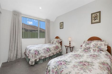 Photo of property in 11 Rue De La Mare, Parklands, Christchurch, 8083