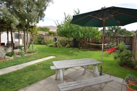 Photo of property in 3 Marsh Place, Cromwell, 9310