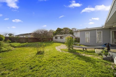 Photo of property in 57 Dale Crescent, Pakuranga, Auckland, 2010
