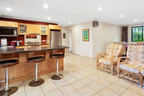 Photo of property in 4 Curlew Place, One Tree Point, 0118