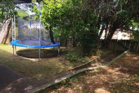 Photo of property in 2/23b View Road, Glenfield, Auckland, 0627