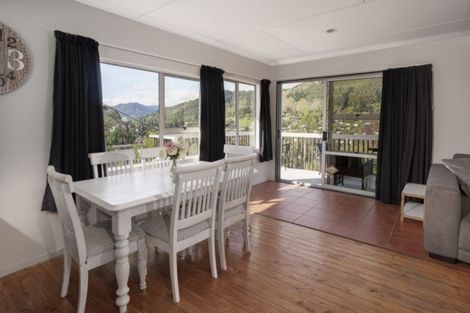 Photo of property in 22 Thompson Terrace, Toi Toi, Nelson, 7010