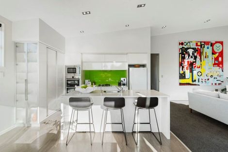 Photo of property in 42 Livingstone Street, Westmere, Auckland, 1022
