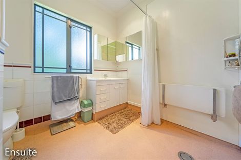 Photo of property in 77 Totara Park Road, Totara Park, Upper Hutt, 5018
