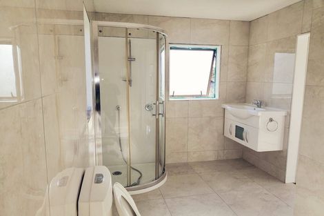 Photo of property in 7 Styca Place, Sunnyvale, Auckland, 0612