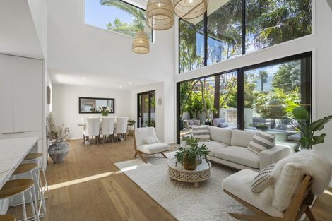 Photo of property in 2/236 Beach Road, Campbells Bay, Auckland, 0630