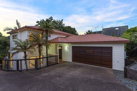 Photo of property in 2/13a Sandspit Road, Cockle Bay, Auckland, 2014