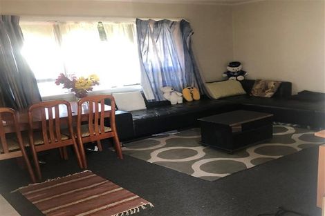 Photo of property in 15 Edinburgh Avenue, Rosehill, Papakura, 2113