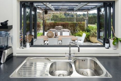 Photo of property in 8 Scarrott Road, Bay View, Napier, 4104