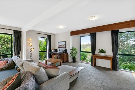 Photo of property in 2/9 Park Hill Road, Birkenhead, Auckland, 0626