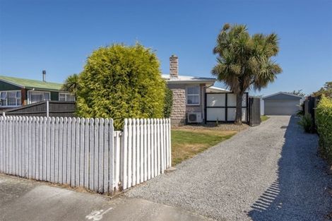 Photo of property in 62 Frensham Crescent, Woolston, Christchurch, 8062