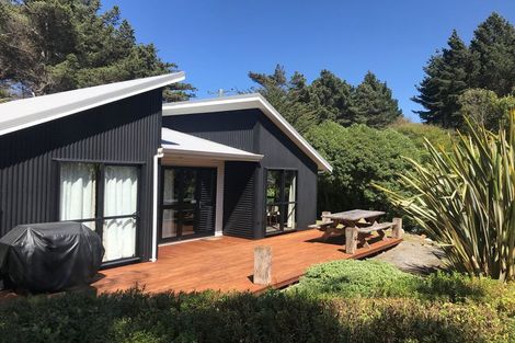 Photo of property in 4 Pari Street, Aramoana, Port Chalmers, 9082