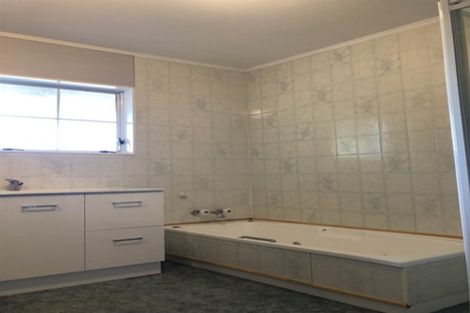 Photo of property in 335 Fitzgerald Road, Drury, 2577