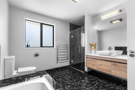 Photo of property in 80 Penetaka Heights, Pyes Pa, Tauranga, 3112