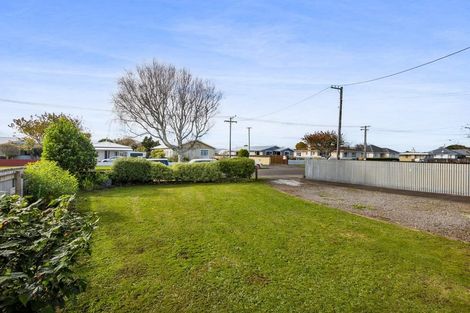 Photo of property in 49 Egmont Street, Hawera, 4610