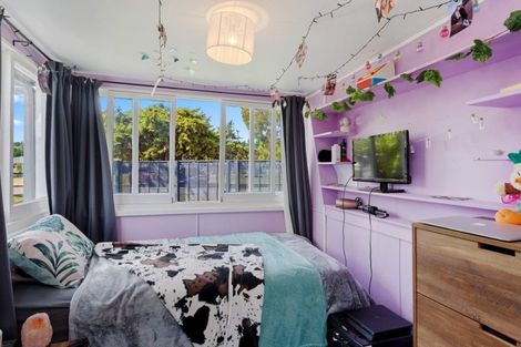 Photo of property in 16 Penfold Square, Leithfield, 7481