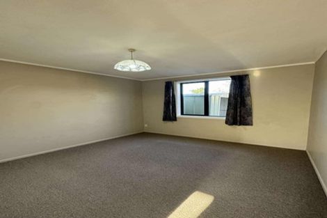 Photo of property in 3/199 Queenspark Drive, Parklands, Christchurch, 8083
