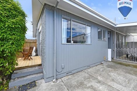 Photo of property in 2/71 Hikurangi Street, Trentham, Upper Hutt, 5018