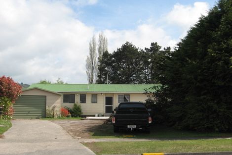Photo of property in 83 Aquarius Drive, Kawaha Point, Rotorua, 3010
