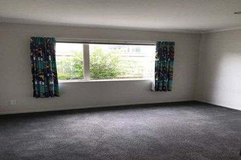 Photo of property in 33 Aspiring Terrace, Aotea, Porirua, 5024