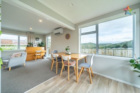 Photo of property in 18 Tarras Grove, Kelson, Lower Hutt, 5010