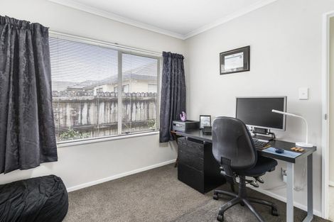 Photo of property in 9 Corfield Way, Burswood, Auckland, 2013