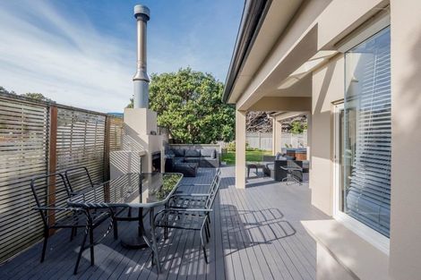 Photo of property in 22 Tutere Street, Waikanae Beach, Waikanae, 5036