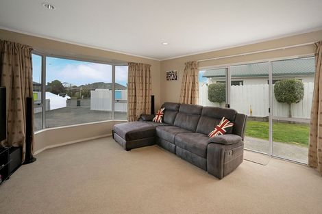 Photo of property in 12 Kate Edger Place, Stoke, Nelson, 7011